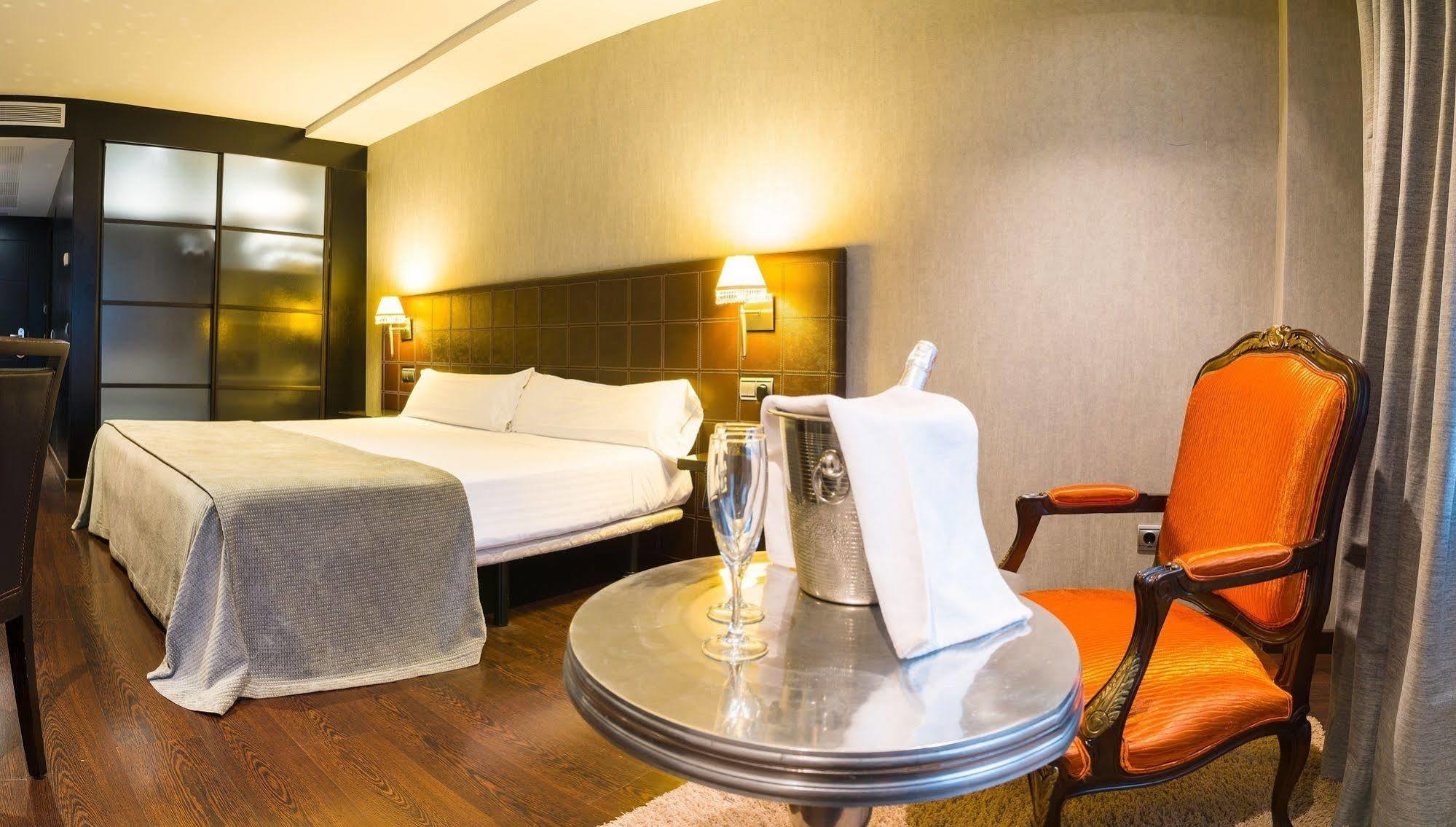Iberik Santo Domingo Plaza Hotel 오비에도 외부 사진